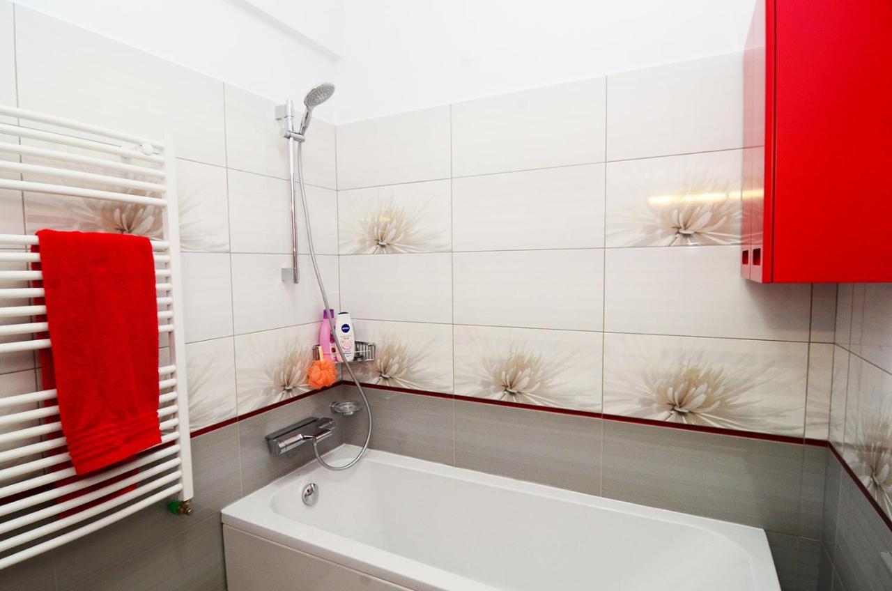 Luxury Apartment By The Park / Arch Of Triumph بوخارست المظهر الخارجي الصورة