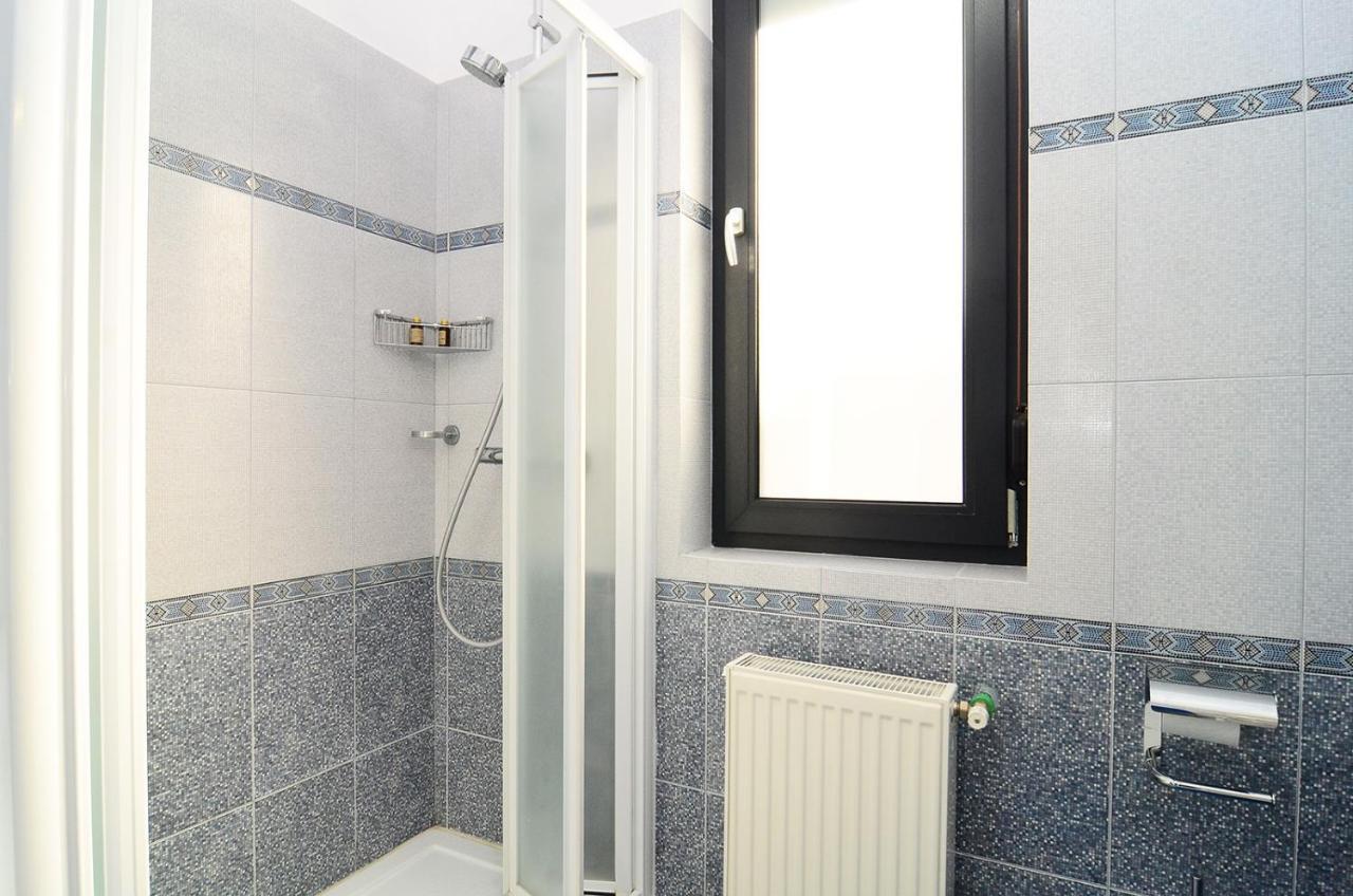 Luxury Apartment By The Park / Arch Of Triumph بوخارست المظهر الخارجي الصورة